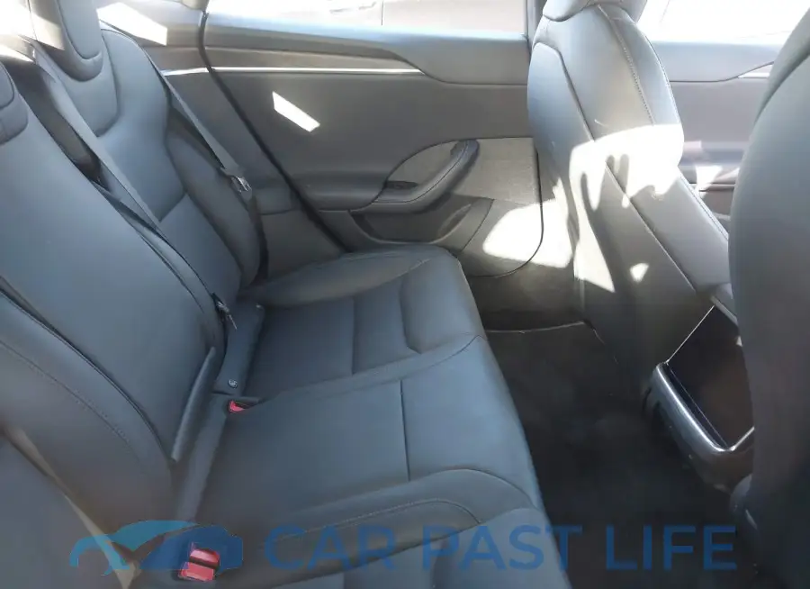 5YJSA1E57NF477176# 8