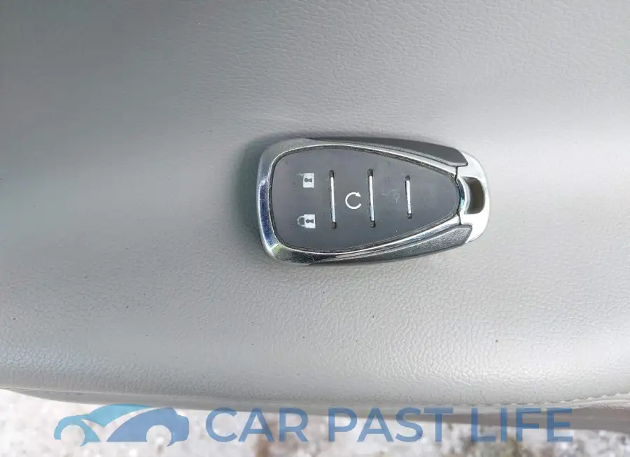 1G1ZH5SXXHF185876# 11