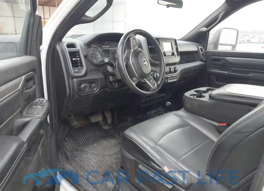 3C7WRTAJ5PG527615# 7