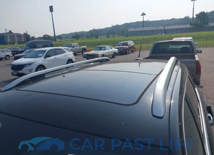 1C4PJMDS9EW211586# 12
