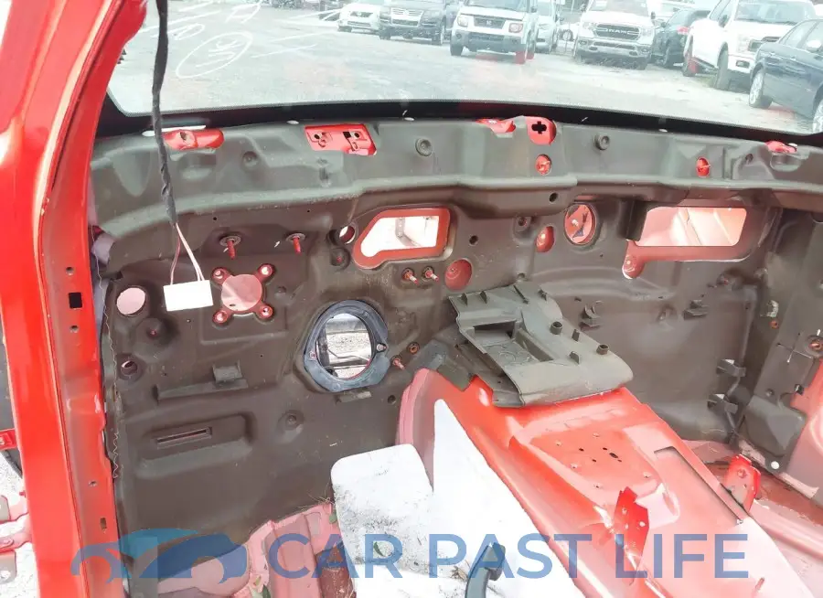 2C3CDXGJ1LH119835# 14