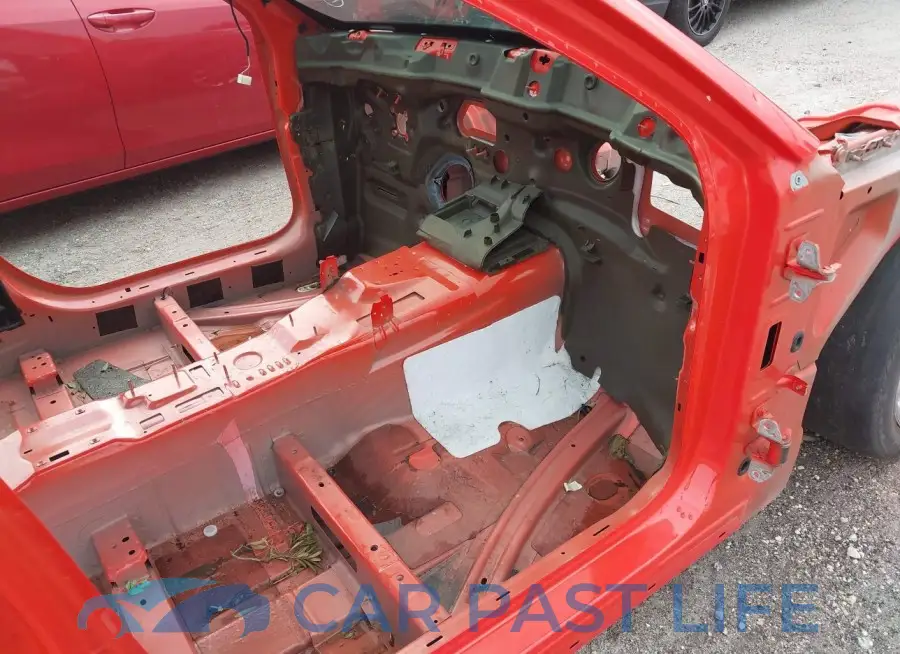 2C3CDXGJ1LH119835# 5
