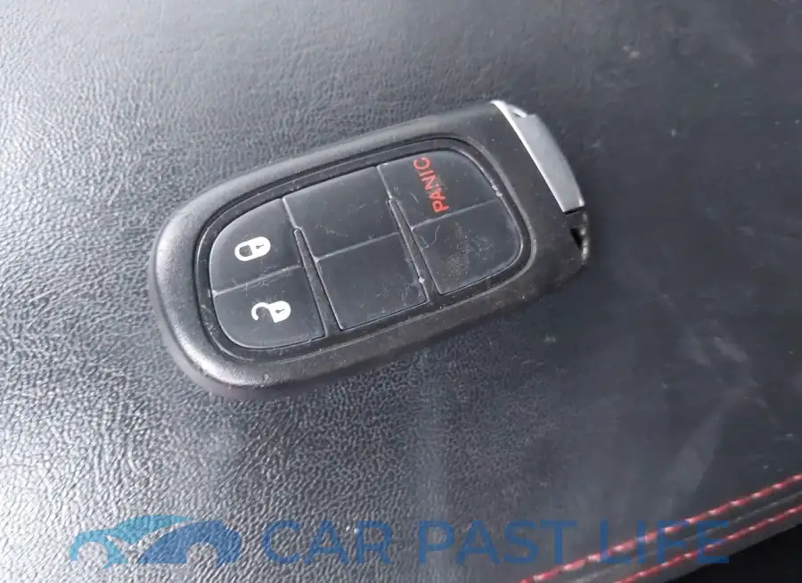 1C4PJMBX6LD504174# 11