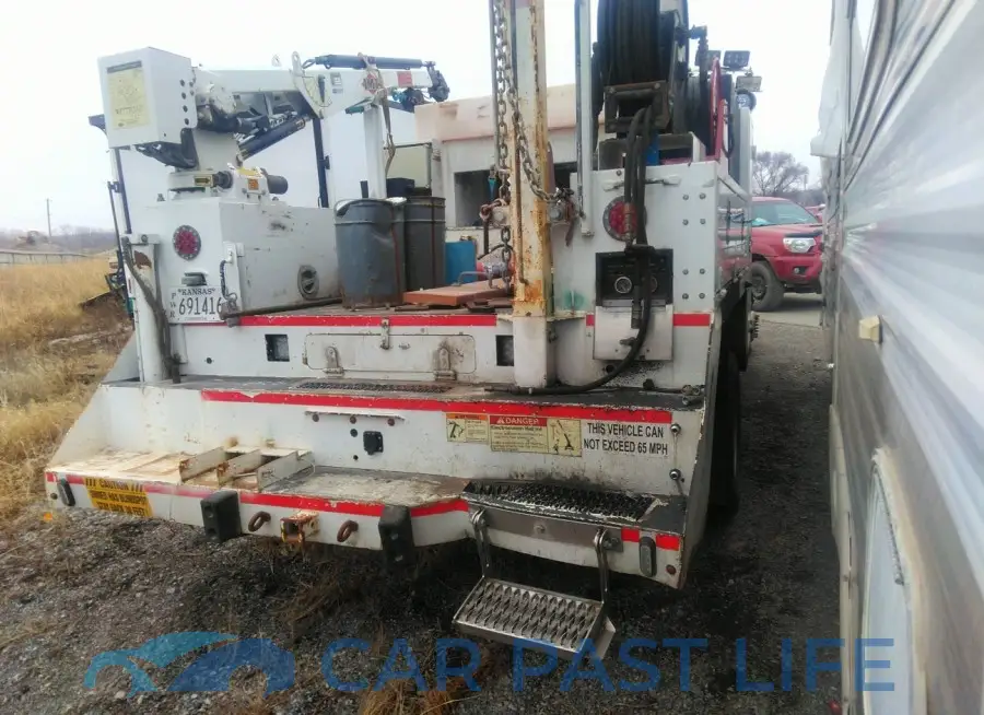3C7WRNEJ1KG540392# 4