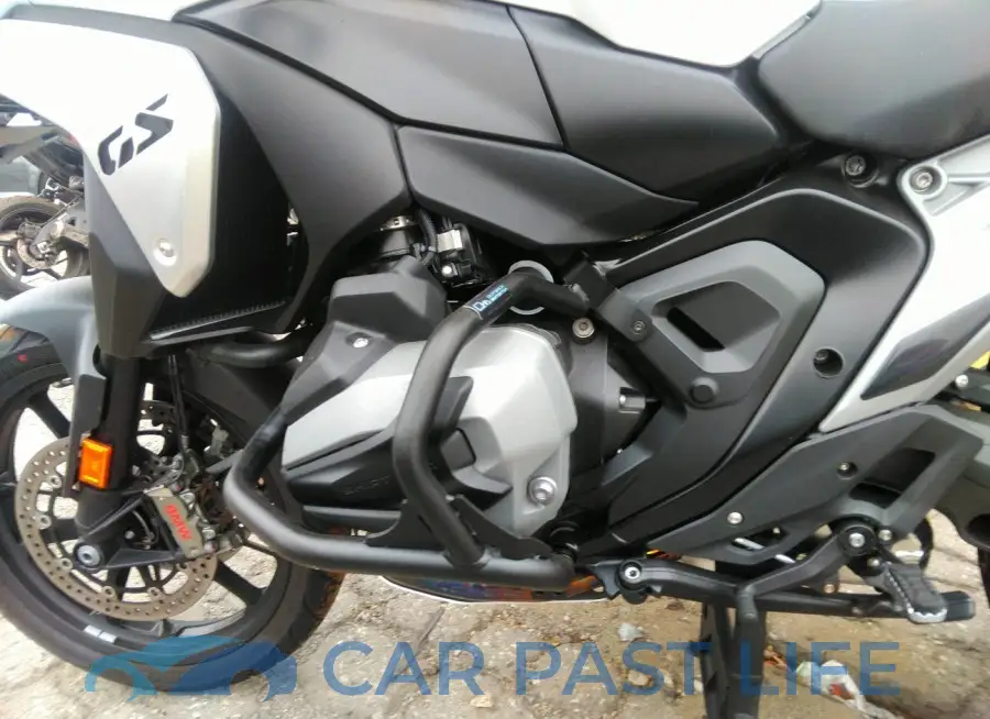 WB10M2305R6J10786# 9