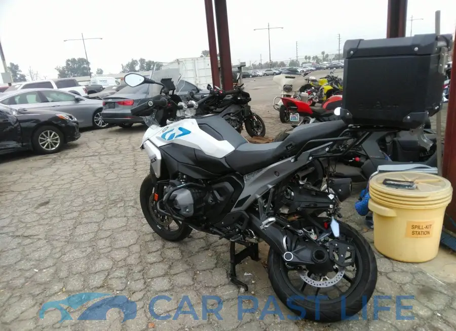 WB10M2305R6J10786# 3