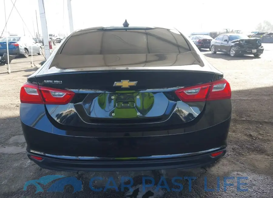 1G1ZB5ST2PF123319# 16
