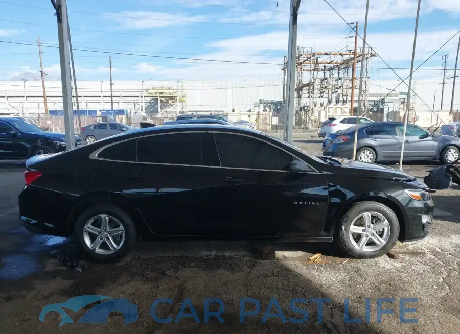 1G1ZB5ST2PF123319# 13