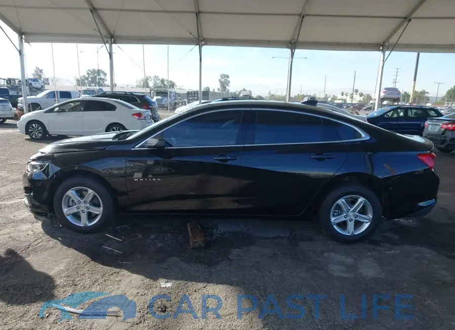 1G1ZB5ST2PF123319# 14