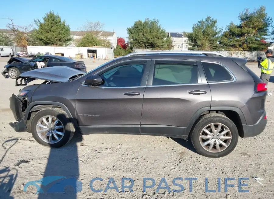 1C4PJMDS8FW738469# 14