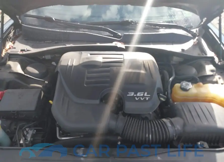 2C3CDXHG3EH102704# 10