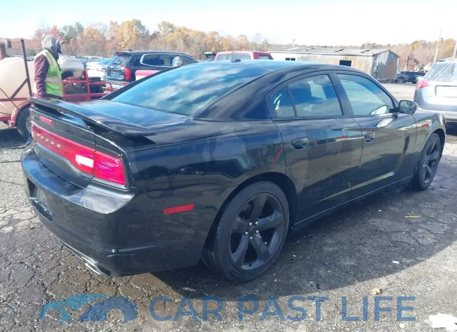 2C3CDXHG3EH102704# 4
