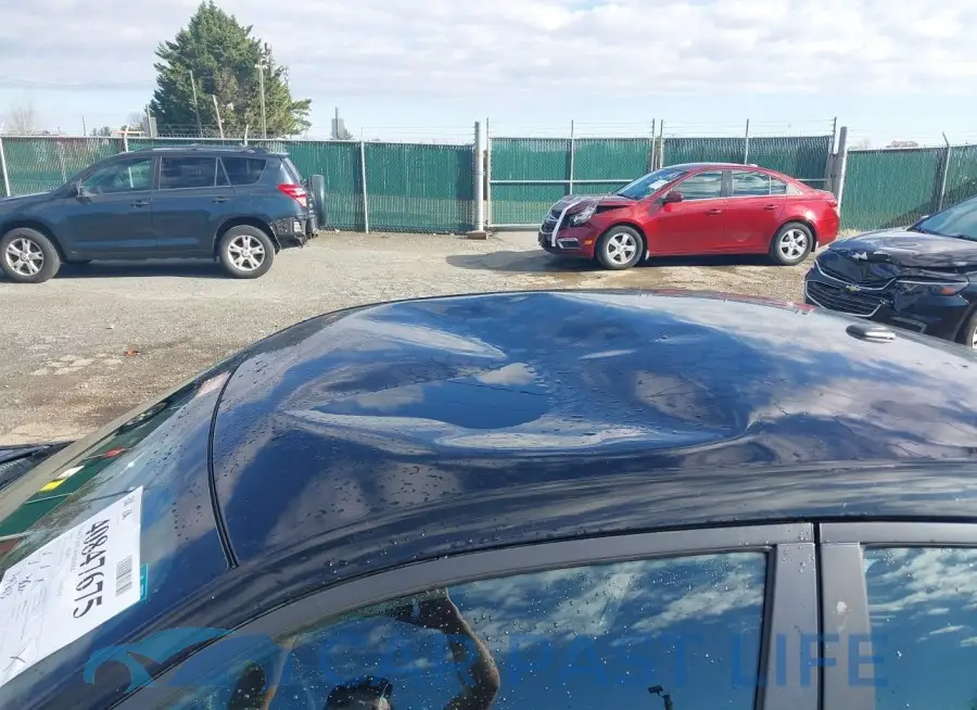 2C3CDXHG3EH102704# 6