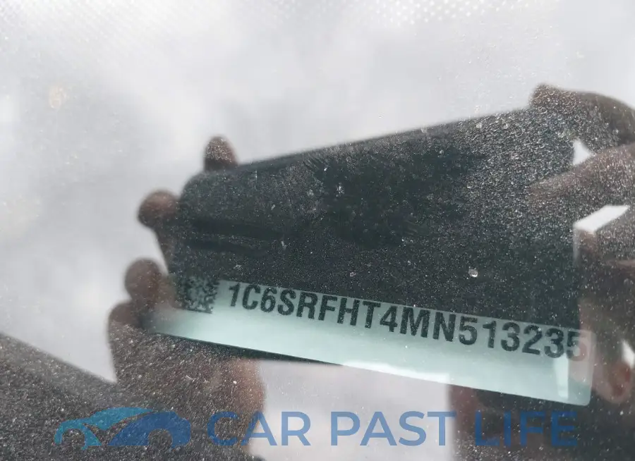 1C6SRFHT4MN513235# 9