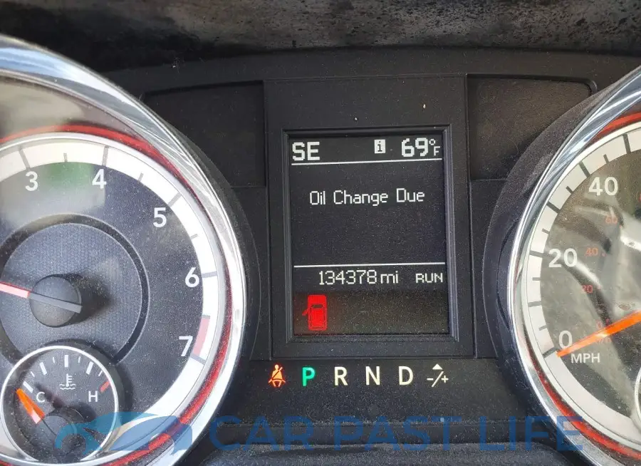 2C4RDGEG0KR640910# 16