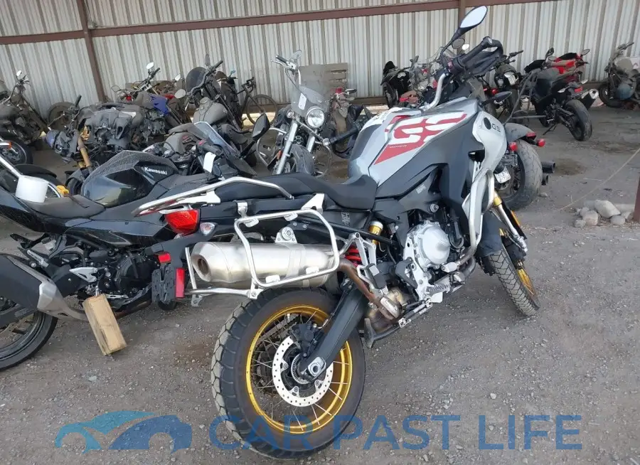 WB10K0304KZ800219# 4