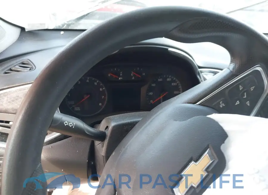 1G1ZD5ST5LF019475# 7