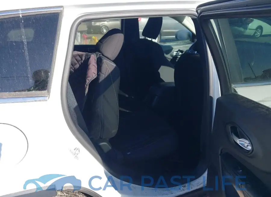 1C4PJMCS5GW283275# 8