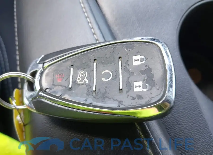1G1FB1RS8H0200949# 11