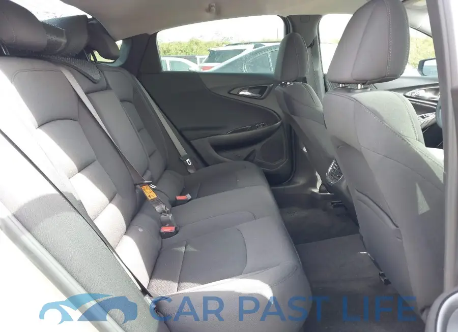1G1ZD5ST8PF117728# 8