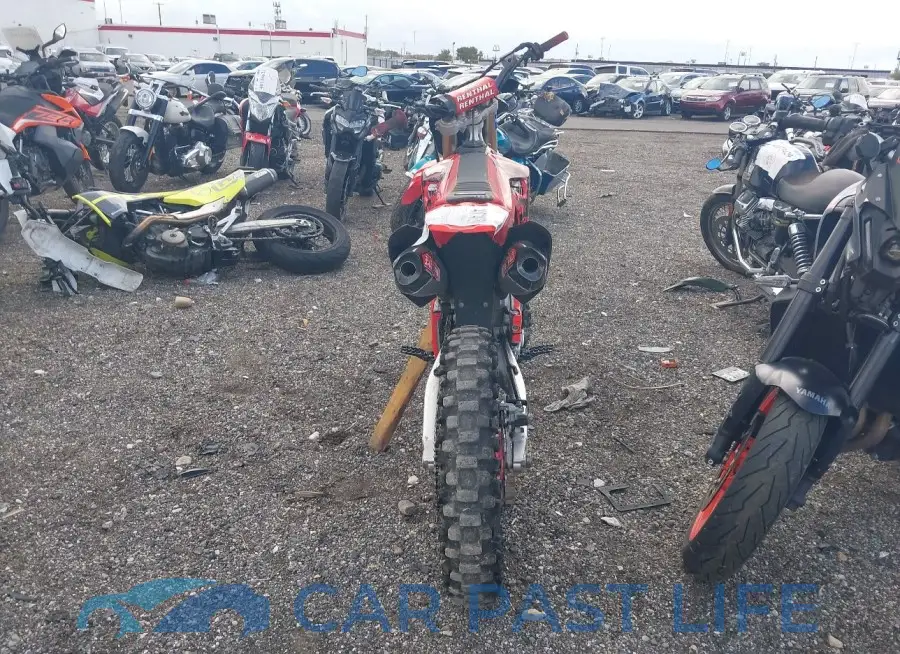 JH2PE0738LK300384# 6