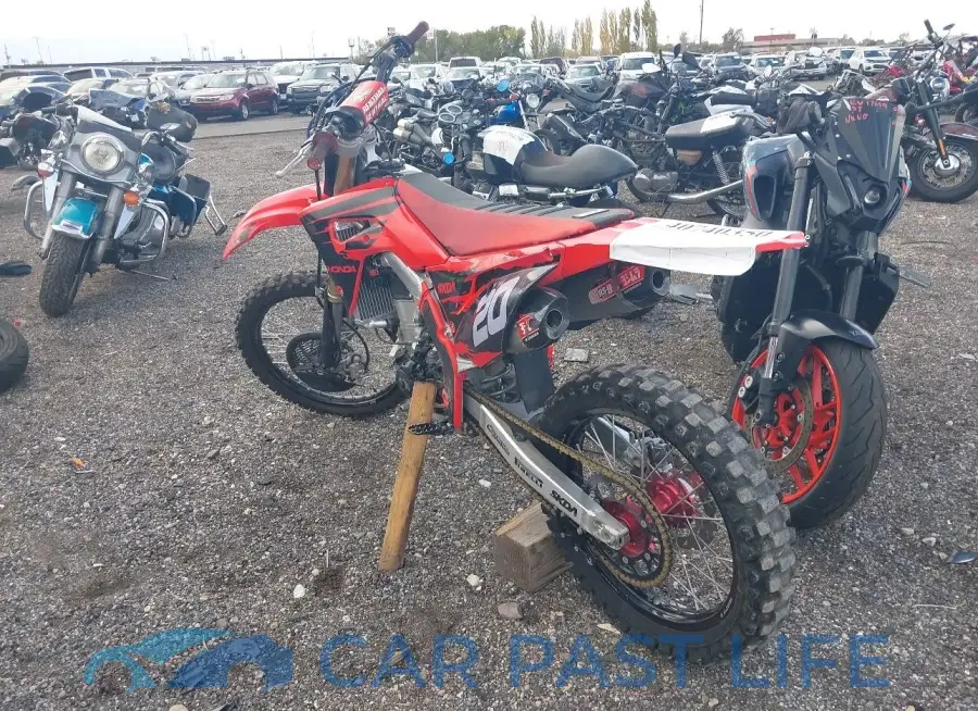 JH2PE0738LK300384# 3