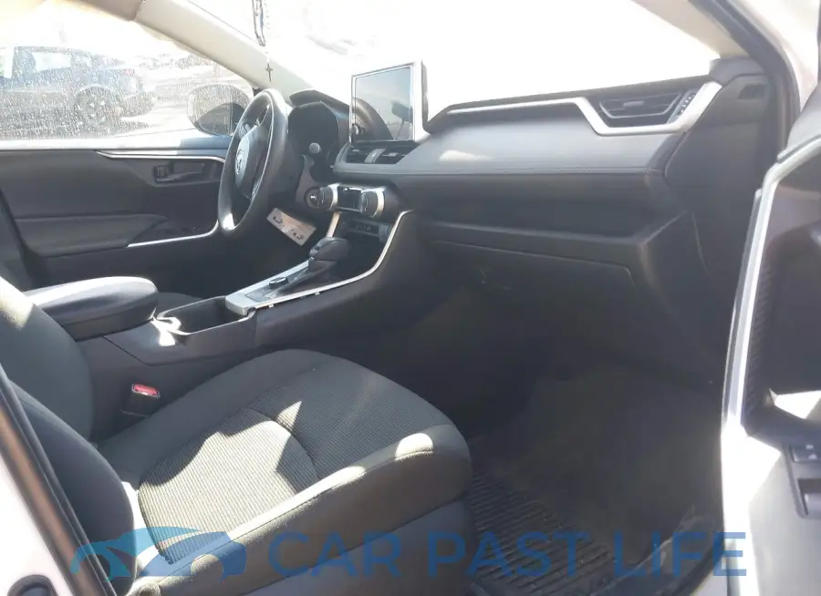 2T3MWRFV8RW193918# 5