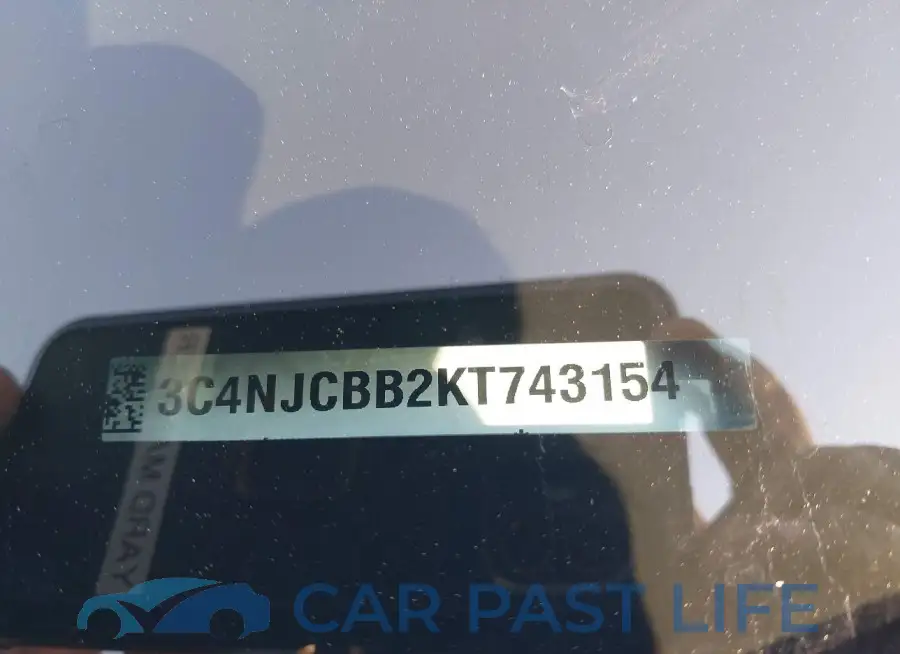 3C4NJCBB2KT743154# 9
