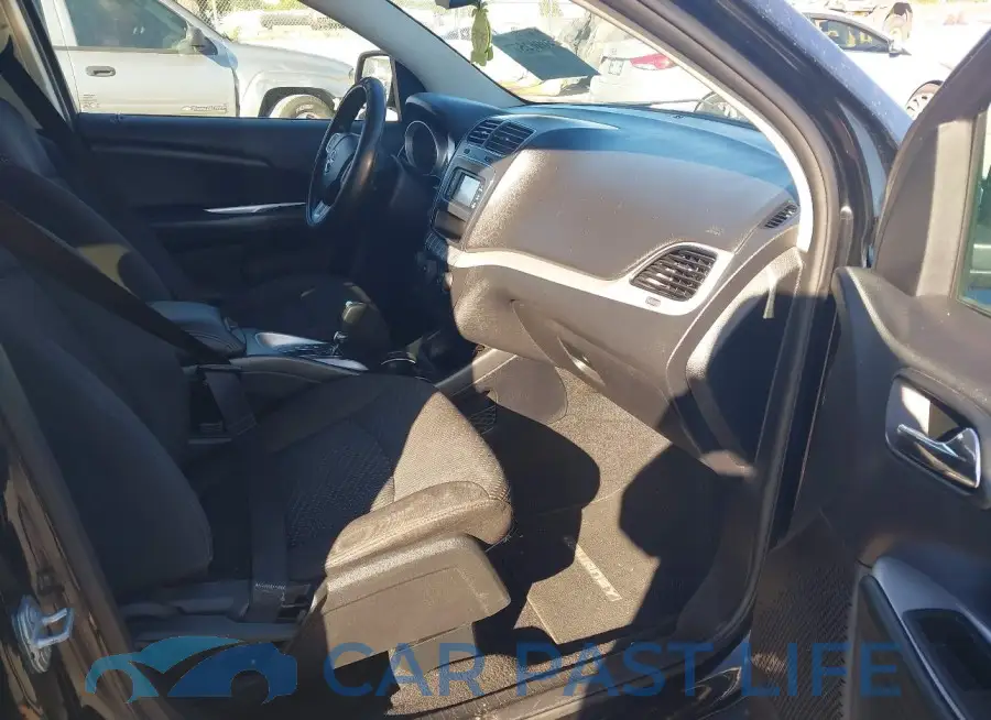3C4PDCAB1GT239977# 5
