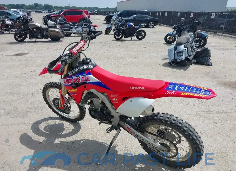 JH2PE07C7JK100111# 3