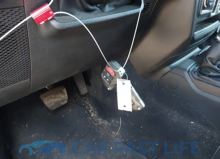 1C4JJXP6XNW249723# 11