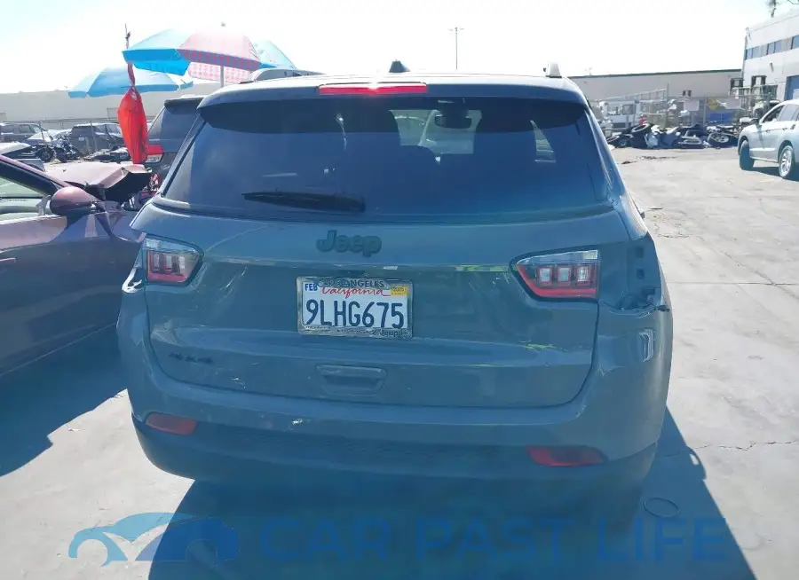 3C4NJDBN4RT591775# 17