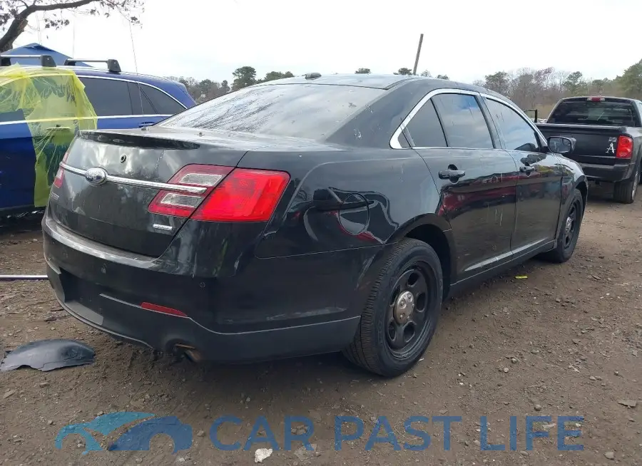 1FAHP2MT5EG111632# 4
