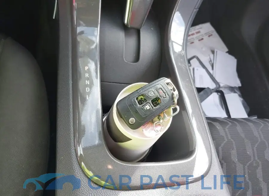1G1RC6E46FU109621# 11