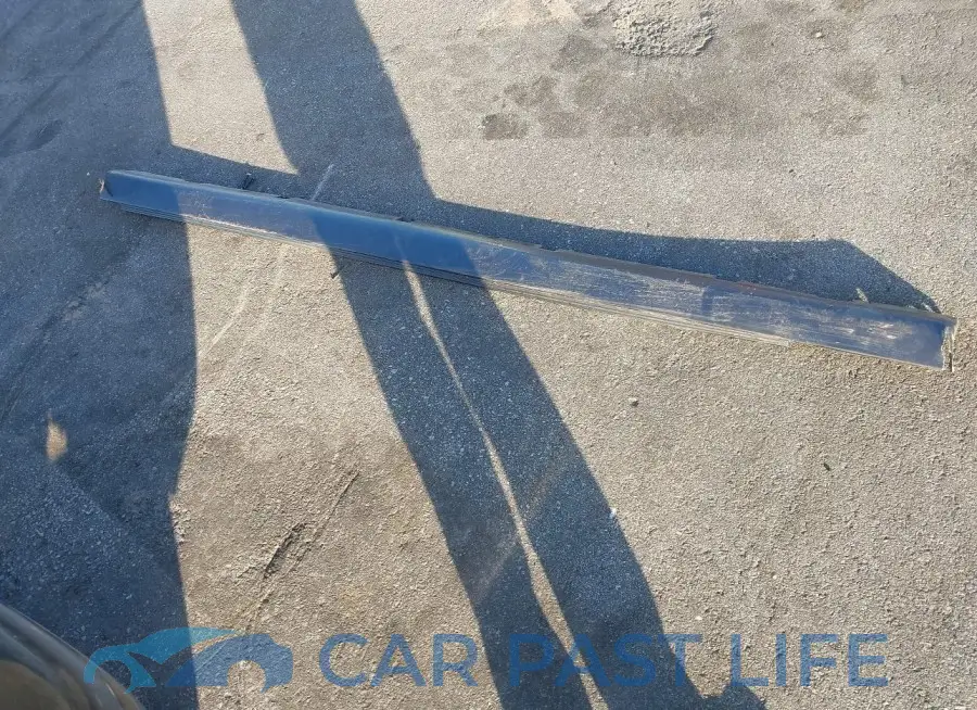 2C3CDXBG3MH527217# 18