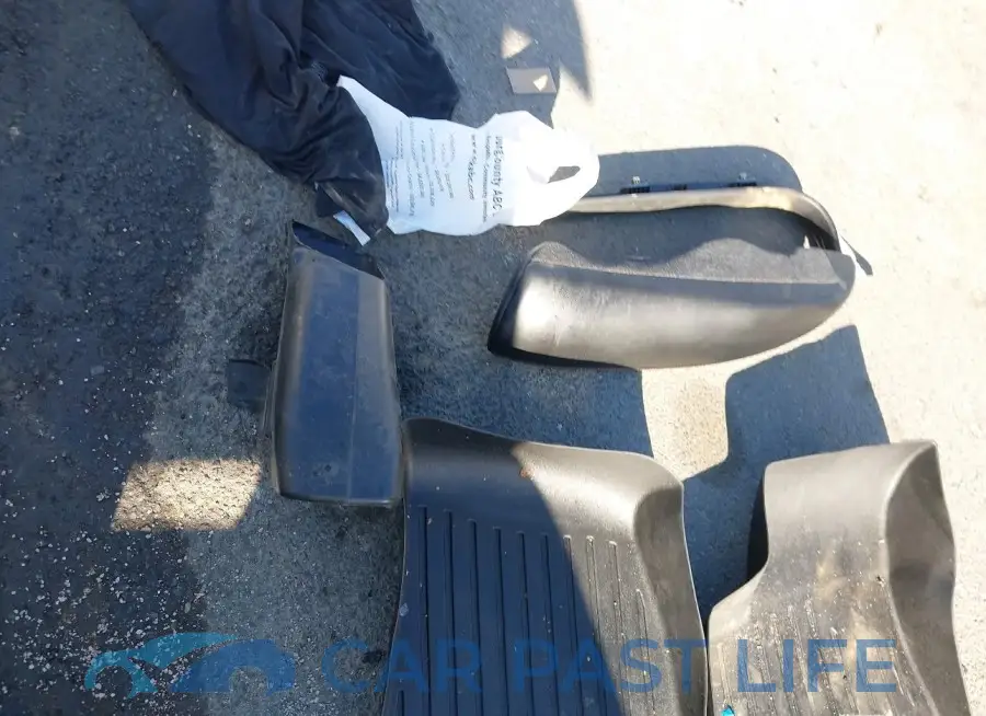 2C3CDXGJ4HH595410# 11