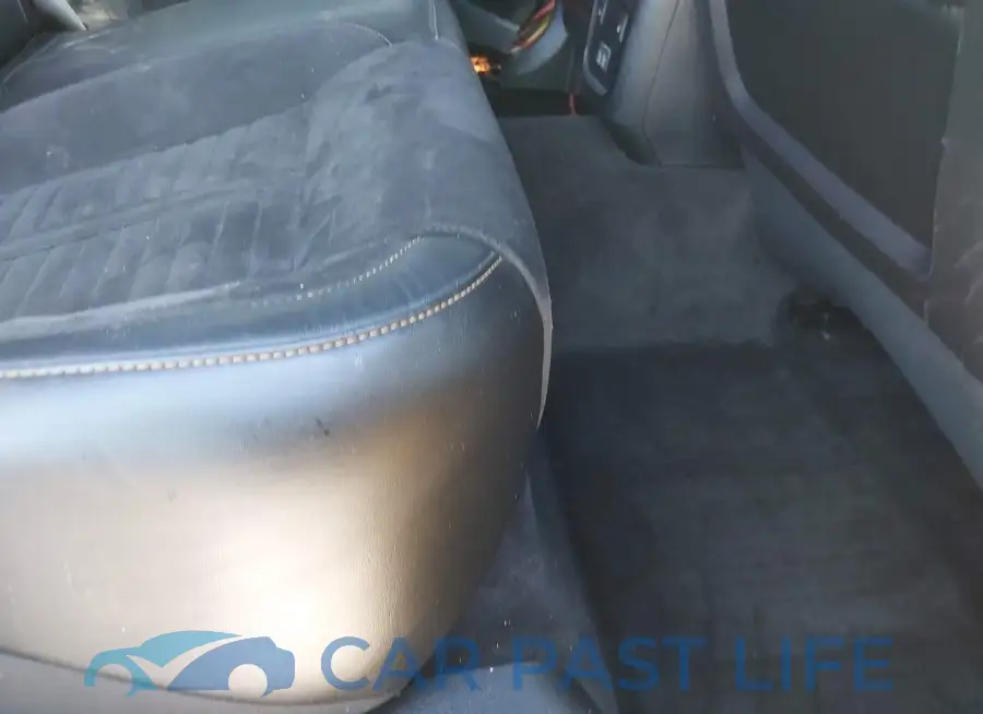 2C3CDXGJ4HH595410# 8