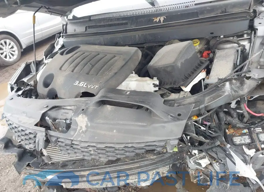 3C4PDCEG1FT677175# 10