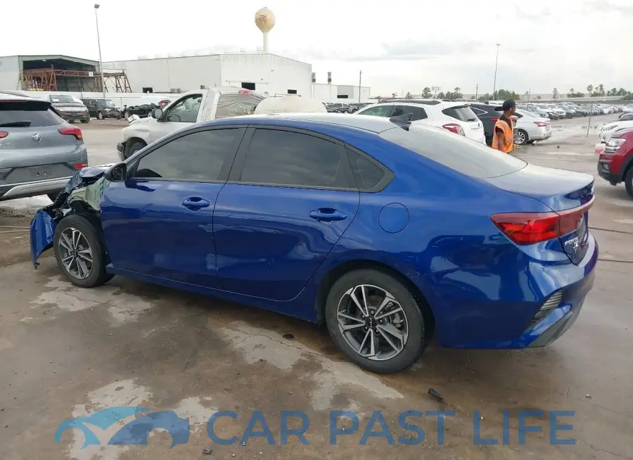 3KPF24AD6PE599873# 15