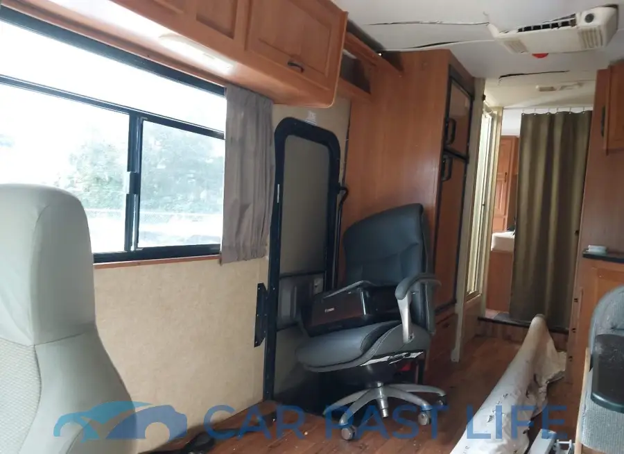 1FDXE4FS7EDA41382# 6