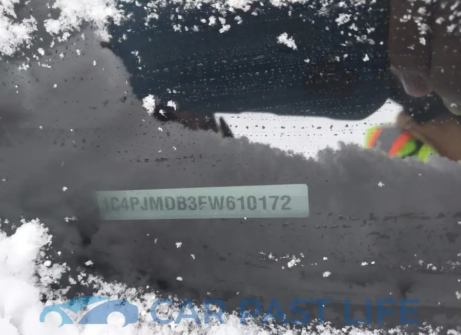 1C4PJMDB3FW610172# 9
