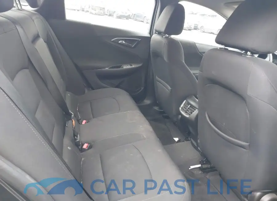 1G1ZD5ST5JF206809# 8
