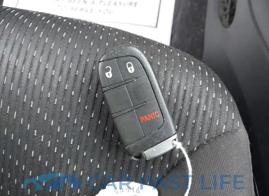 3C4PDCAB1FT531546# 11