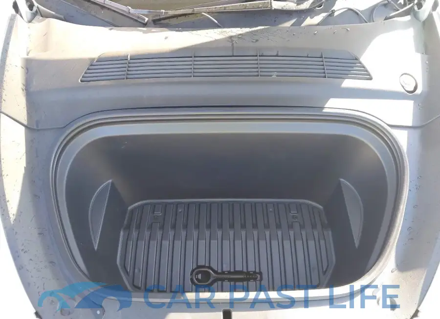 7SAYGDEF6NF340588# 10