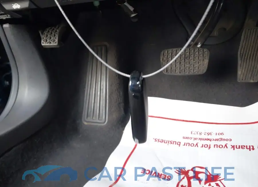 1G1ZD5ST1KF162843# 11