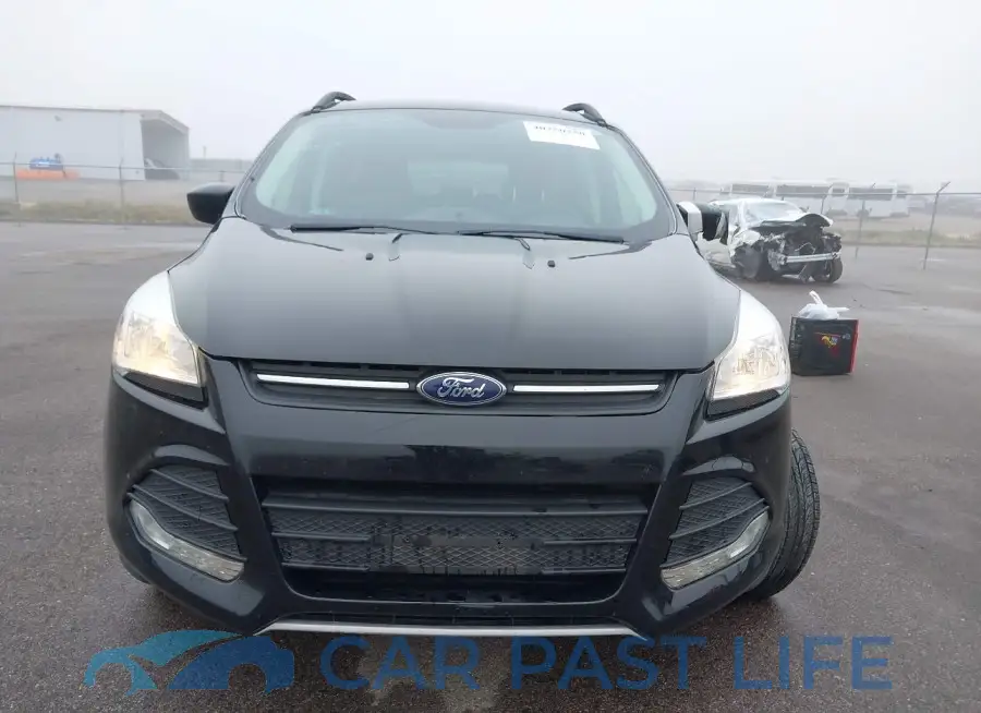 1FMCU9GX4GUC14531# 12