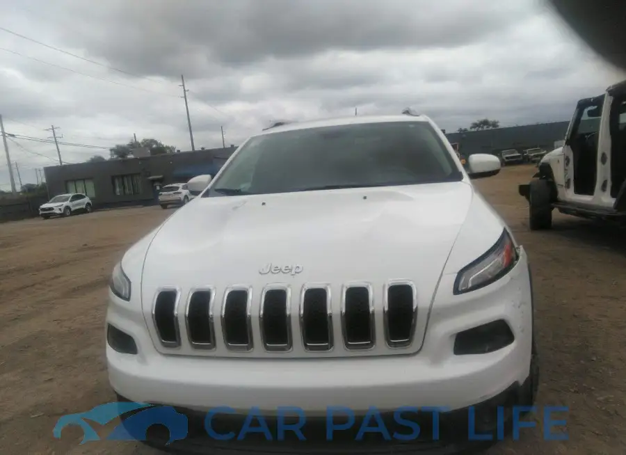 1C4PJLCB3FW761217# 12