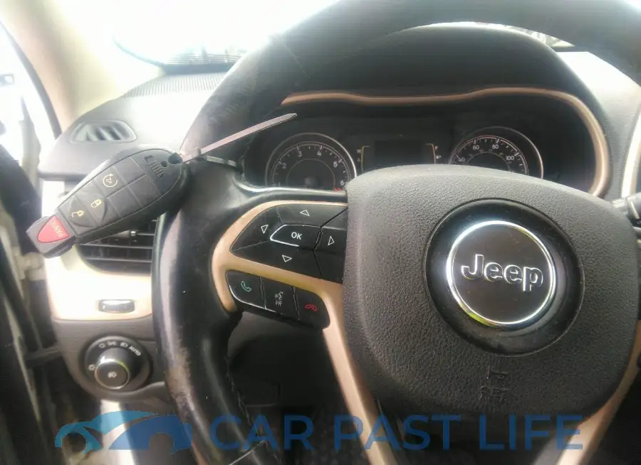 1C4PJLCB3FW761217# 11