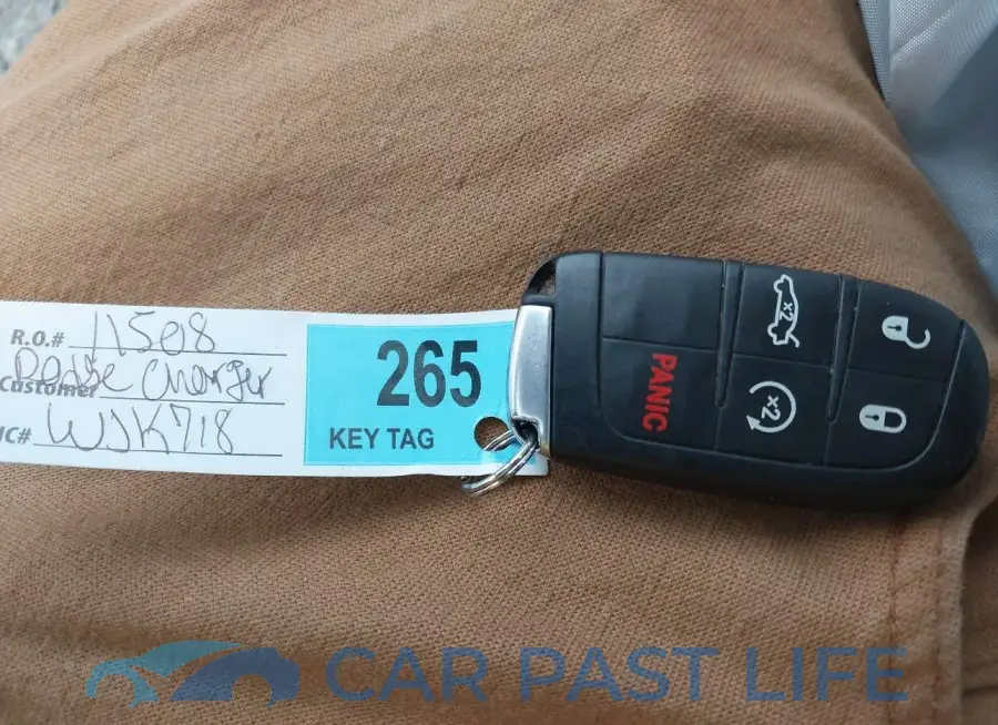 2C3CDXGJ0LH176320# 11