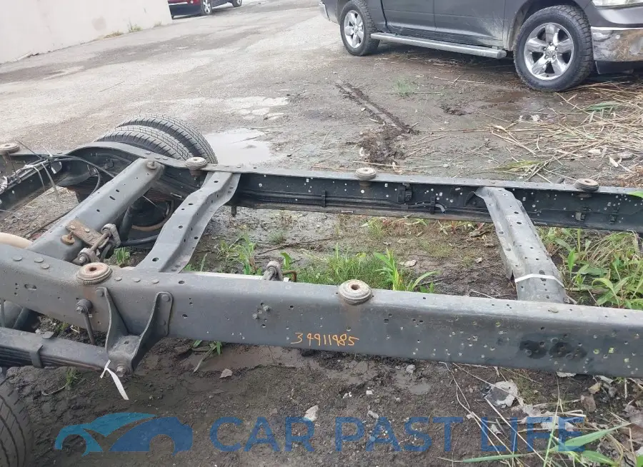 1FDXE4FS6JDC33113# 12